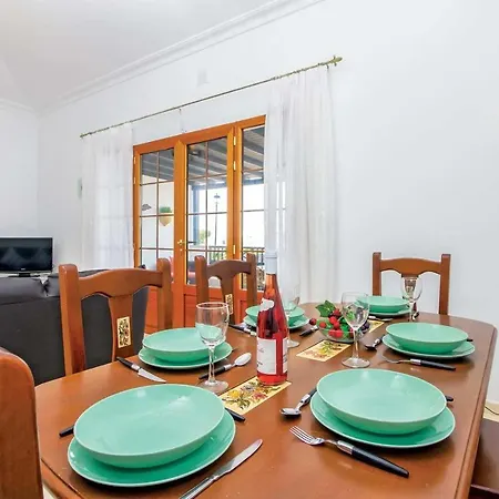 Puerto Del Carmen Sleeps 6 Air Con Wifi